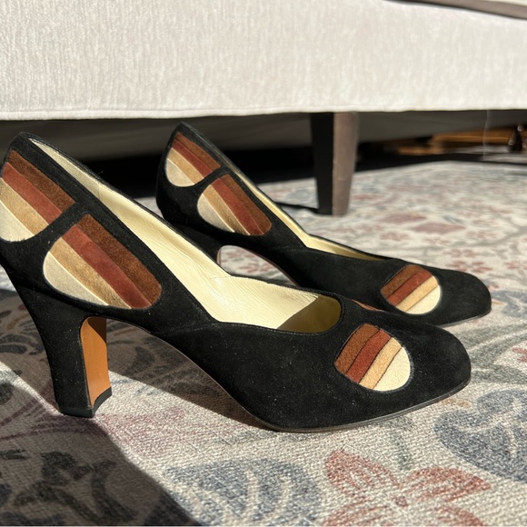 Limited Edition Salvatore Ferragamo Suede Shoes - Picture 4 of 10